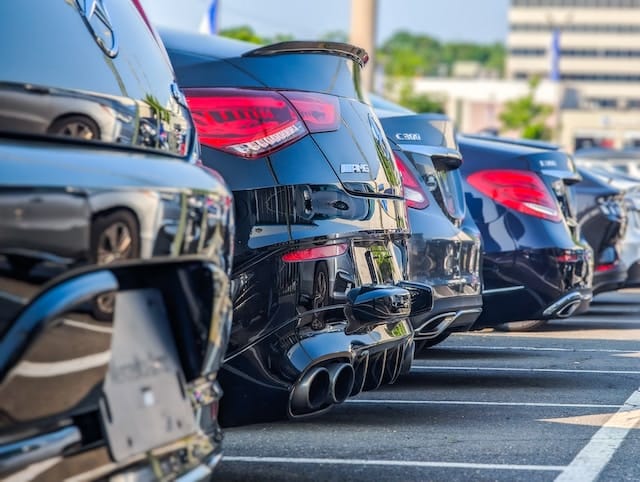 koons automotive NFzuZCtKM unsplash